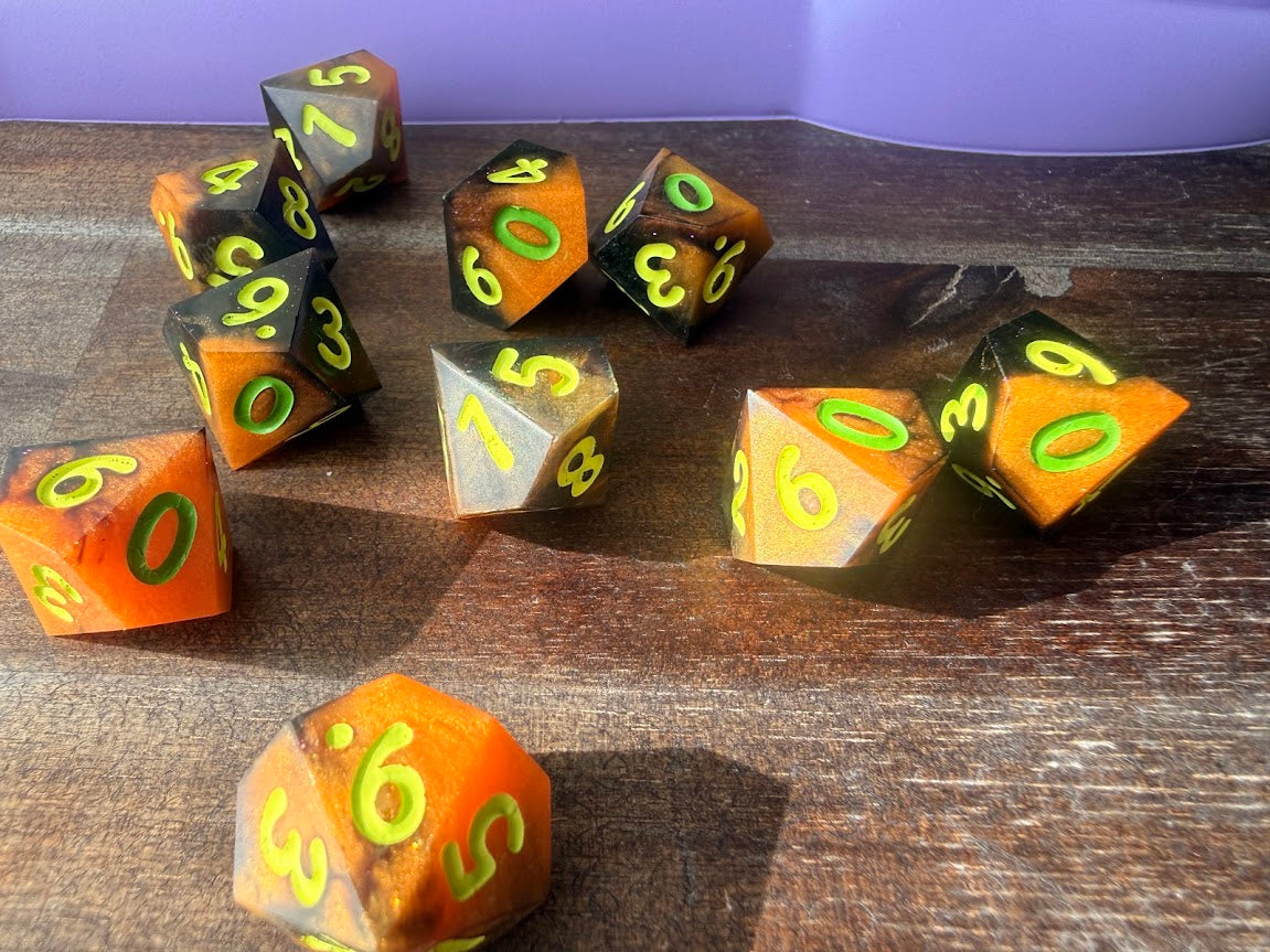 Gleaming Sands - Red Star Dice